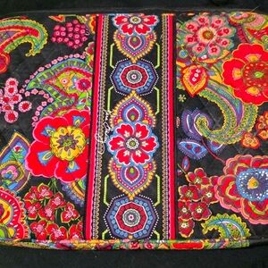 Vera Bradley Multicolor Floral Laptop Skeeve, In GUC, 10x13.